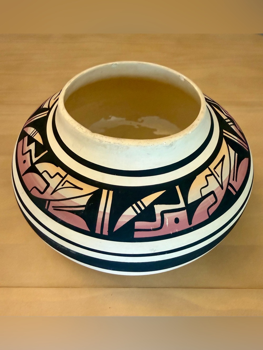 D. Lee, Navajo Handcrafted Ceramic Bowl in White, Black & Dusty Pink 10”